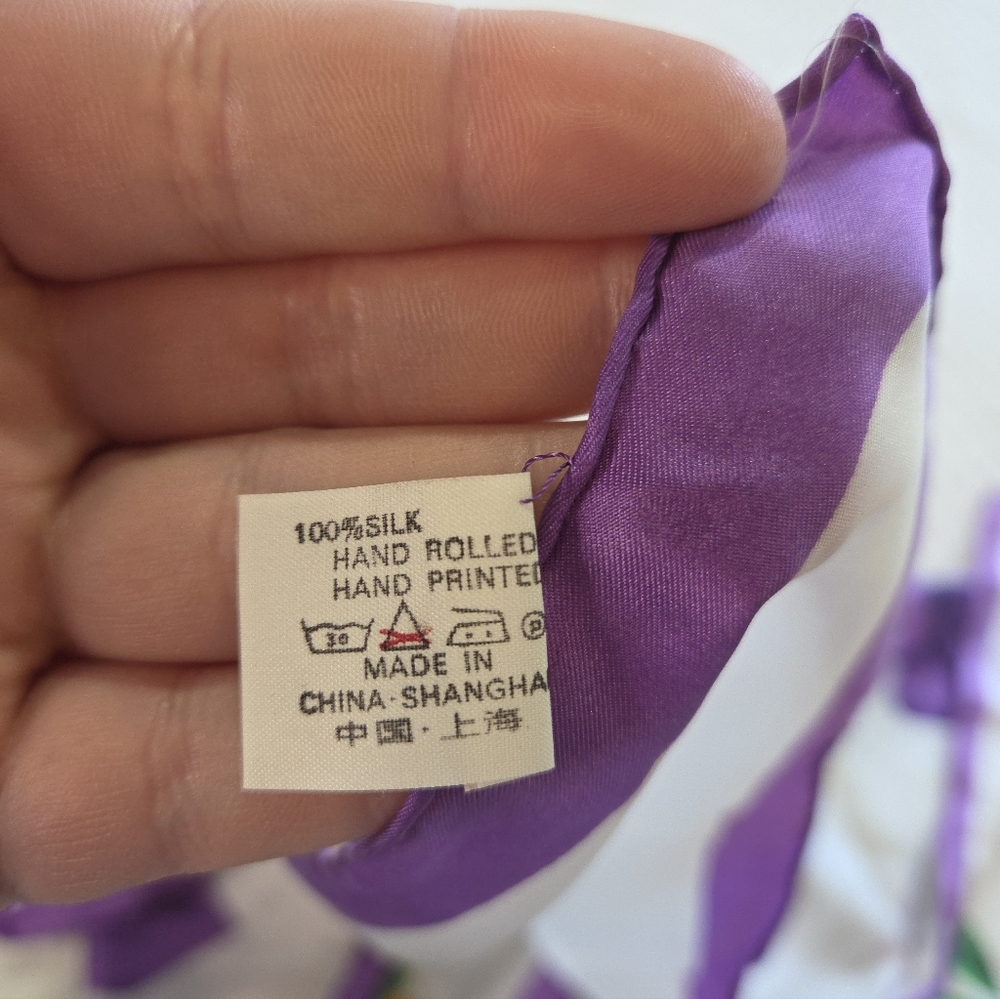 Vintage Golden Camel 100% Silk Square Scarf 34x34 inches Purple Lily Floral - Picture 8 of 9